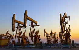 Giá dầu thô Châu Á tăng mạnh do nguồn cung thắt chặt