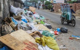 Hà Nội: Hàng trăm công nhân môi trường đã được trả một phần lương bị nợ