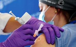 Giới chức Mỹ "năn nỉ" người dân đi tiêm mũi vắc xin Covid-19 thứ 2