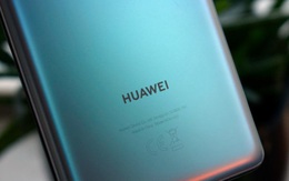 "Cú rơi" của Huawei: Người dùng được và mất gì?