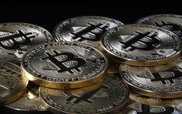 Giá Bitcoin liên tục lao dốc, "chữ thập tử thần" sắp xuất hiện?