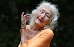 Bí quyết sống thọ của cụ bà 106 tuổi: Không kết hôn, không mua nhà, chỉ tập trung nhảy múa hưởng thụ cuộc sống