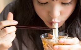 3 thói quen ăn uống của người Nhật giúp tỷ lệ béo phì ở quốc gia này chỉ là 3%, đáng ngạc nhiên nhất là cái số 3 đi ngược lại những gì chúng ta vốn tưởng