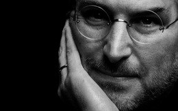 Chưa tốt nghiệp đại học và chẳng viết nổi một dòng code, bí kíp nào đã giúp Steve Jobs tạo nên đế chế công nghệ Apple hàng nghìn tỷ USD?