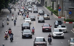 Nhiều tuyến đường tại Hà Nội đông đúc trong thời gian giãn cách xã hội
