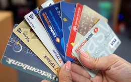 Các ngân hàng đề nghị sửa Thông tư 01: Cho phép được cơ cấu nợ với cả thẻ tín dụng của khách hàng bị ảnh hưởng bởi dịch