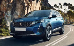 Peugeot 5008 giảm giá kịch sàn 155 triệu đồng, cạnh tranh Mazda CX-5