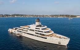 Chiêm ngưỡng siêu du thuyền của ông chủ Chelsea: Giá bằng... hơn 1.200 chiếc Lamborghini Aventador, không khác khách sạn 5 sao trên biển
