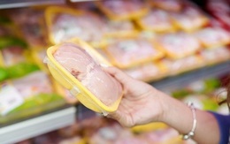 Nghiên cứu mới phát hiện 99% gà được bán trong siêu thị tại Mỹ đều mắc bệnh sọc trắng, làm sao để biết gà mắc bệnh này?
