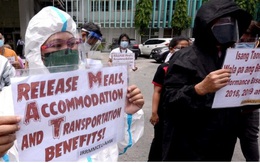 Quá tải, lương thấp, nhân viên y tế Philippines bỏ việc trong đại dịch Covid-19