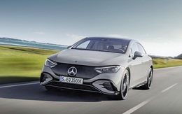 Mercedes-Benz EQE chạy điện ra mắt - đàn em của "siêu sedan" EQS với trang bị không kém cạnh, tầm hoạt động 660 km