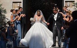 4 năm sau khi "gây sốt" với váy cưới hơn 20 tỷ đồng trong đám cưới xa hoa, cuộc sống của công chúa đế chế pha lê Swarovski giờ ra sao?