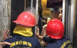 8 người mắc kẹt trong thang máy vào rạng sáng ngày đầu năm