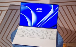 'Laptop Windows đáng mua nhất' gây bất ngờ với phiên bản mới sở hữu thiết kế đến từ tương lai