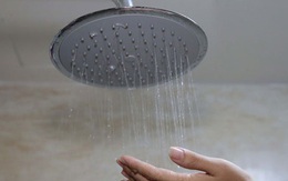 Chuyên gia chỉ ra các sai lầm khi tắm có thể gây hại, thậm chí tiềm ẩn nguy cơ đột quỵ