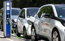Thị trường ô tô điện châu Âu trước thách thức giá điện