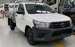 Toyota Hilux thuần điện giá gấp 3 lần bản chạy xăng dầu