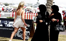 Quy định dày 16 trang khiến du khách ngao ngán khi tới Qatar xem World Cup: Không được nhìn thẳng vào mắt, không bắt chéo chân, phụ nữ không mặc váy ngắn