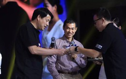 Từ cậu nhóc 17 tuổi ở nông thôn, bán đồ chơi thành tỷ phú, còn tự nhận là ‘kẻ huỷ diệt sự thất bại’