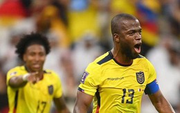 Enner Valencia, từ cậu bé vắt sữa bò, bị cảnh sát rượt trên sân đến người mở hàng World Cup 2022