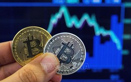 Giá Bitcoin chạm mức thấp nhất trong 2 năm