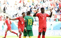 Vì sao tiền đạo Thụy Sĩ không ăn mừng sau khi sút tung lưới Cameroon?