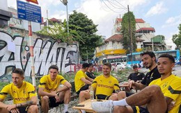 Hà Nội: Xác minh thông tin cầu thủ CLB Dortmund ngồi cà phê đường tàu