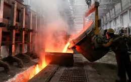 Nhà sản xuất nhôm lớn nhất châu Á rơi vào cảnh vỡ nợ, thị trường nhôm như 'ngồi trên đống lửa'