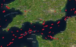 Giải mã tình trạng "tắc đường" trên biển đang diễn ra: Tàu chở khí đốt tới châu Âu ùn tắc hàng dài, lênh đênh mãi không thể cập cảng