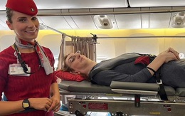 Hãng hàng không sửa ghế để người phụ nữ cao nhất thế giới được đi máy bay