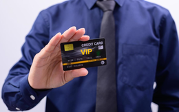Những chiếc thẻ tín dụng VIP đang được hưởng những đặc quyền gì?