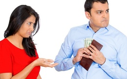 Nhà tuyển dụng: 'Tiền lương hàng tháng anh có đưa cho vợ không?', nam ứng viên trả lời khôn khéo được nhận vào làm ngay lập tức