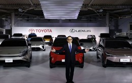 Thận trọng như Toyota: Không ồ ạt làm xe điện, khẳng định sản xuất xe hybrid không có nghĩa là dậm chân tại chỗ