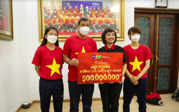Làm ăn lãi đậm, FPT Shop đã chi liền nửa tỷ thưởng nóng cho đội tuyển nữ Việt Nam