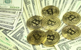 Đầu năm mới Nhâm Dần: USD tiếp tục giảm, vàng tăng vượt 1.800 USD, Bitcoin vượt 39.000 USD