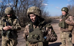 Ukraine cam kết về vấn đề ngoại giao nhưng “không ngán ai”