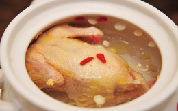 Bổ gấp 9 lần thịt gà, loài vật được tôn "thuốc bổ thượng phẩm" này có rất nhiều ở chợ Việt: Tuy nhiên có 3 nhóm người nên tránh sử dụng