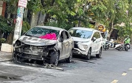 3 ô tô bất ngờ bốc cháy lúc rạng sáng ở TP.HCM, nghi bị đốt