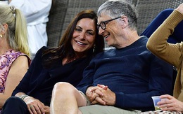Vừa bị vợ cũ tố ngoại tình, tỷ phú Bill Gates đã liên tục công khai xuất hiện tình cảm với người phụ nữ mới bí ẩn khiến dư luận xôn xao