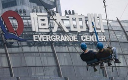 Evergrande và 2 đơn vị liên quan bất ngờ bị đình chỉ giao dịch tại Hồng Kông