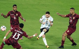 Messi bóng gió về khả năng giã từ sự nghiệp quốc tế