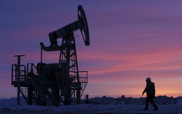 Thế giới vẫn đang 'mắc kẹt' với dầu mỏ