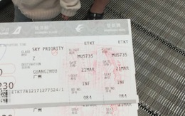 Vụ máy bay rơi tại Trung Quốc: Hành trình thương tâm tột cùng của người phụ nữ điếc lần đầu đi máy bay để đưa con gái đi chữa bệnh