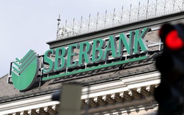 Cổ phiếu ngân hàng lớn nhất nước Nga giảm 95% chỉ trong 1 phiên