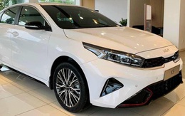 Kia K3 GT giá 759 triệu đồng về đại lý: Đuôi hầm hố như xe đua, ghế thể thao, mạnh hơn 200 mã lực, hộp số mới