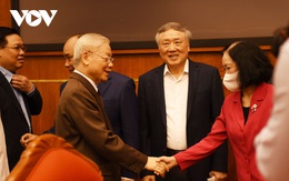 Tổng Bí thư Nguyễn Phú Trọng chủ trì Hội nghị quán triệt Nghị quyết 11 của Bộ Chính trị