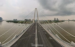 Ngắm thành phố từ cầu Thủ Thiêm 2 bắc qua sông Sài Gòn