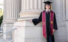 Thiên tài nhí khiến cả thế giới chao đảo khi tốt nghiệp Đại học năm 13 tuổi, dự định tương lai còn gây choáng hơn