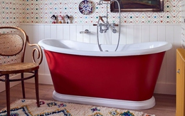 Cho phòng tắm gia đình thêm phần rực rỡ với điểm nhấn là chiếc bồn tắm đầy màu sắc