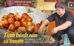 Hà Nội có một tiệm bánh rán bi 30 năm, ngày bán 10.000 chiếc, chủ quán phải dậy từ 3h sáng để chuẩn bị bột và nhân